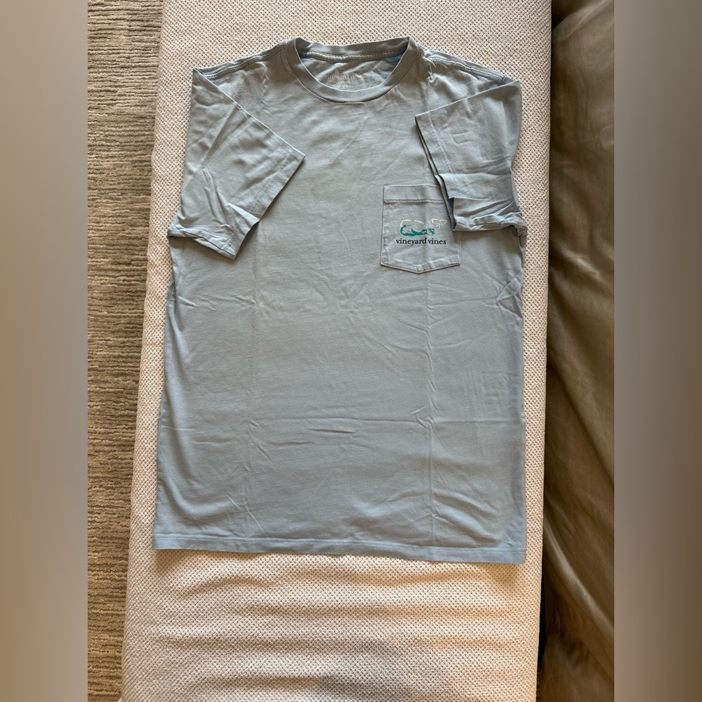 Vineyard vines, gray men short sleeve T-shirt